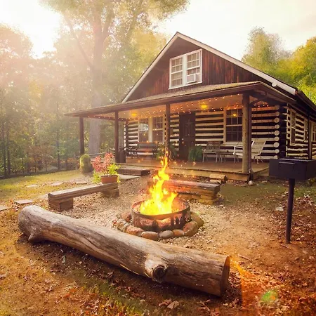 Nolichuckey Bluffs Bed & Breakfast Cabins-3